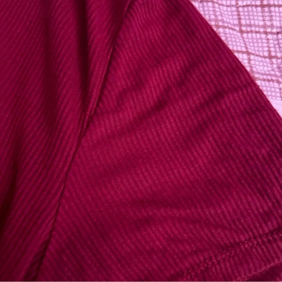 Ribbed Burgundy Crop Top - Picture 2 of 2